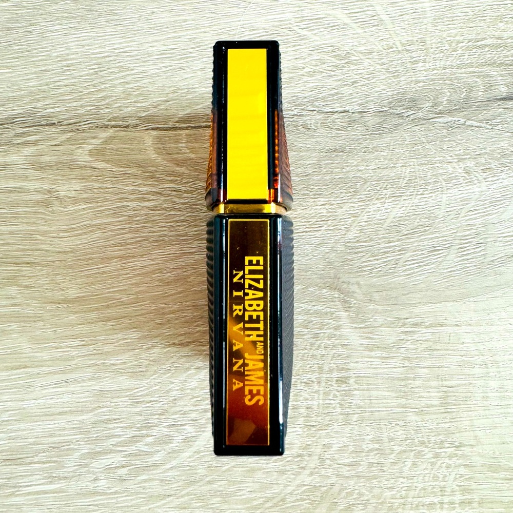 Nirvana Bourbon by Elizabeth & James